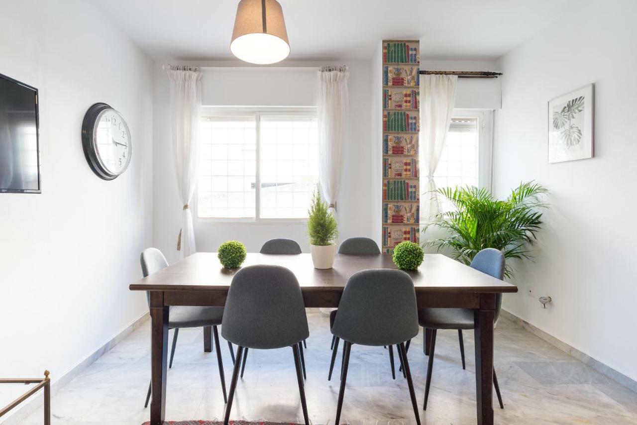 Ambb-Private Patio-Steps Away From Old Town Apartment Malaga Ngoại thất bức ảnh