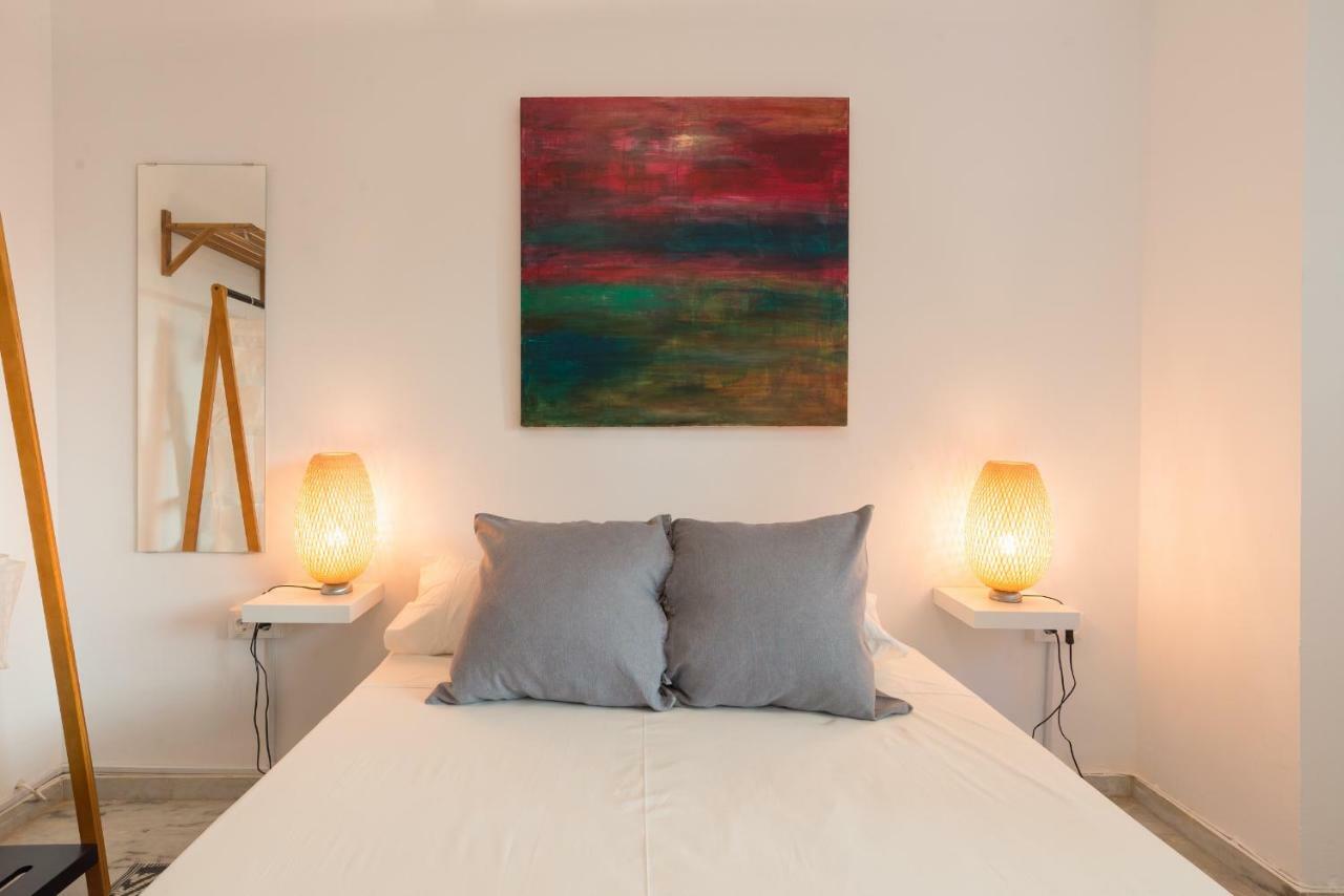 Ambb-Private Patio-Steps Away From Old Town Apartment Malaga Ngoại thất bức ảnh